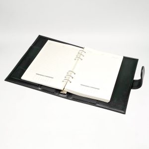 agenda con mecanismo en poliuretano