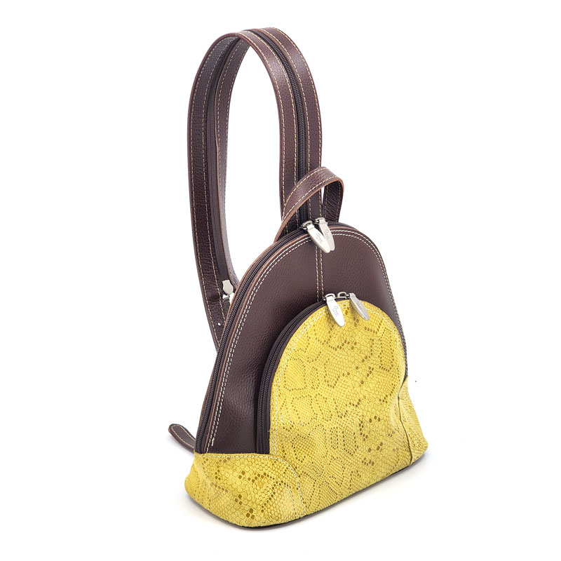 mochila de cuero, cuero genuino, cuero, articulos de cuero, accesorio de cuero, cartera mujer, cartera de cuero, cartera original, regalo corporativo, regalo genuino, regalo hermoso, empresa mayorista, empresa chilena, fabricacion chilena